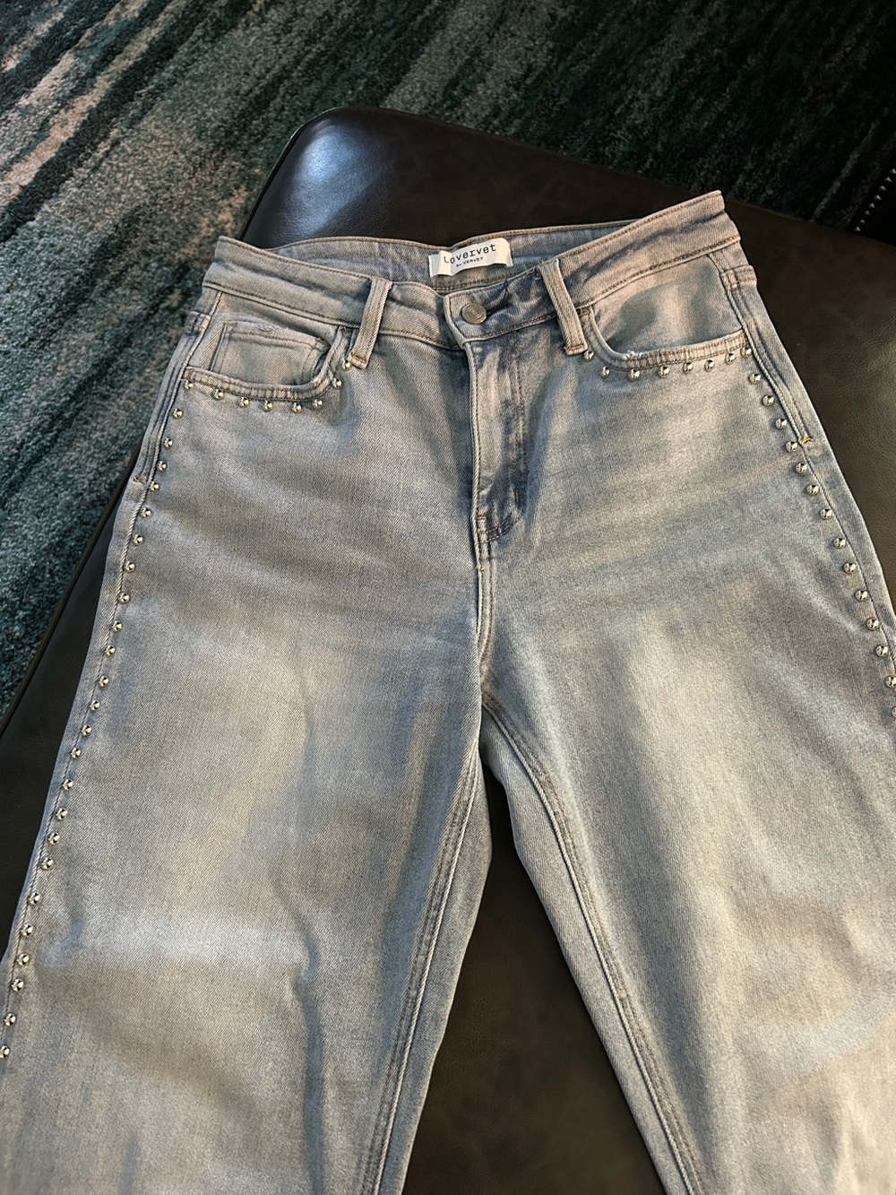 Vervet Women's Stud-Trim Cropped Jeans